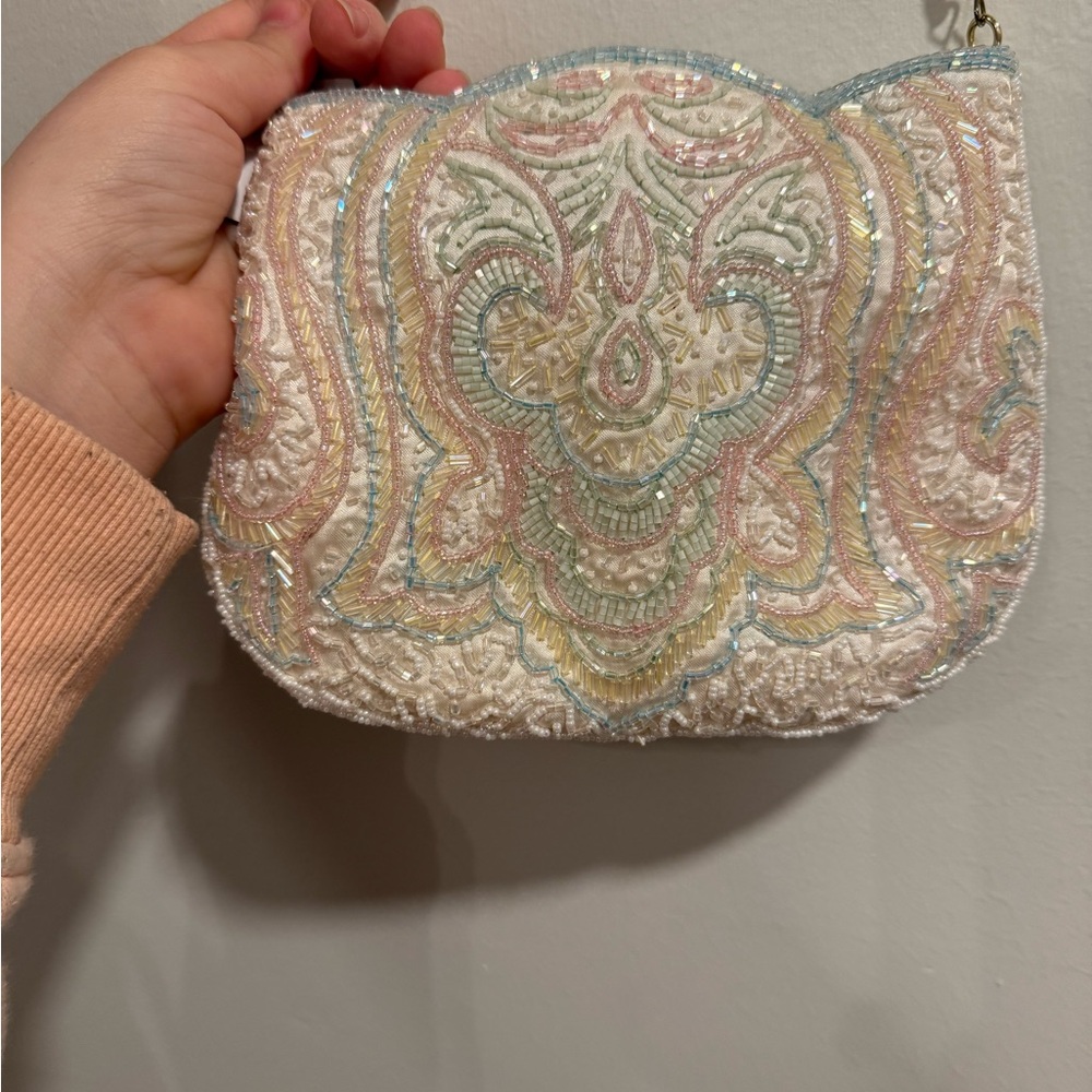 La Regal White and Pastel Beaded Clutch with Ornate Design